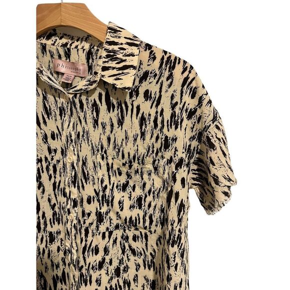 Philosophy Shirt Womans XS Button Up Blouse Top Tan Black Animal Print NEW - Picture 3 of 11